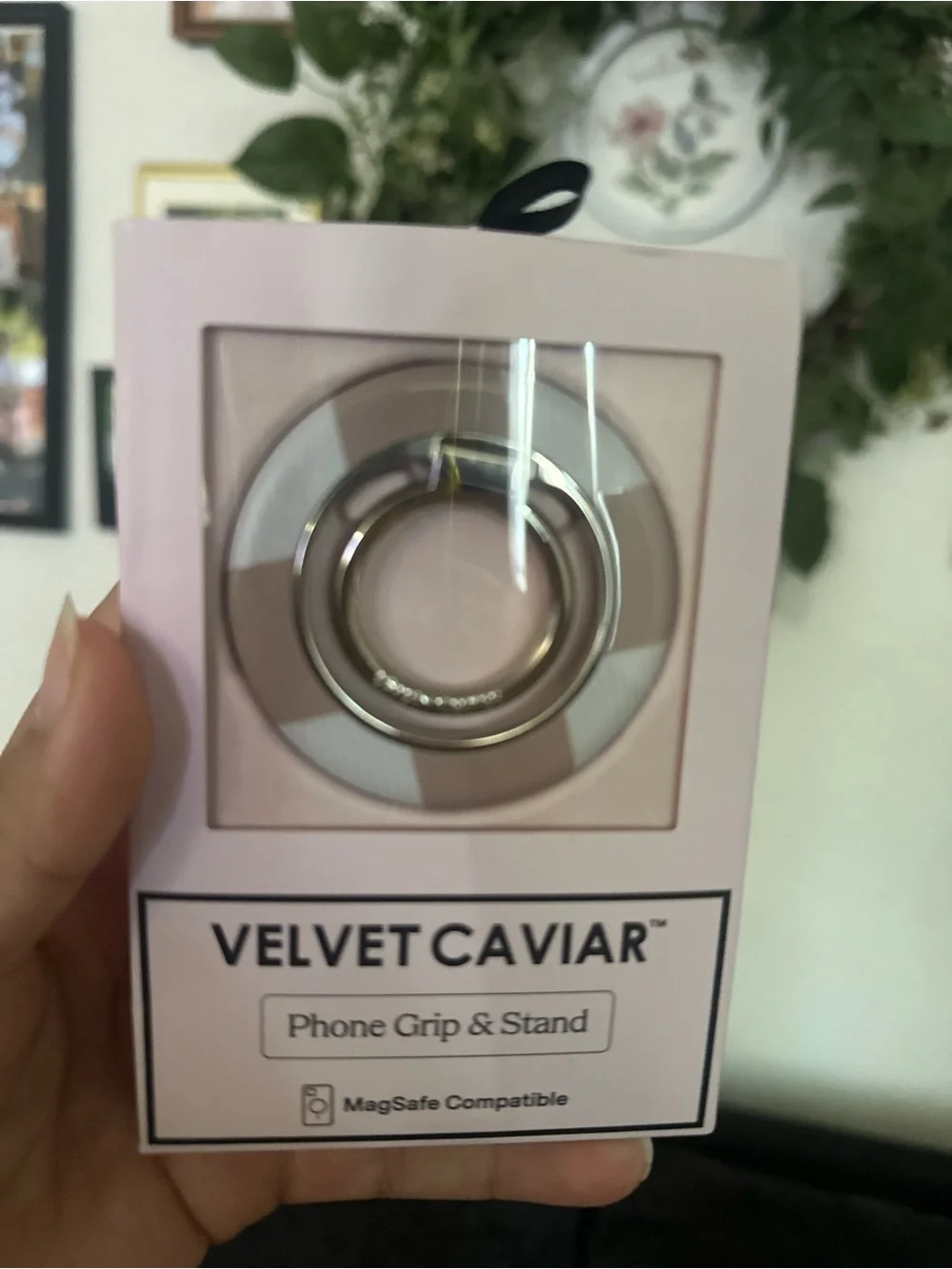 Velvet Caviar nude white & Silver Phone Ring Grip - MagSafe Compatible